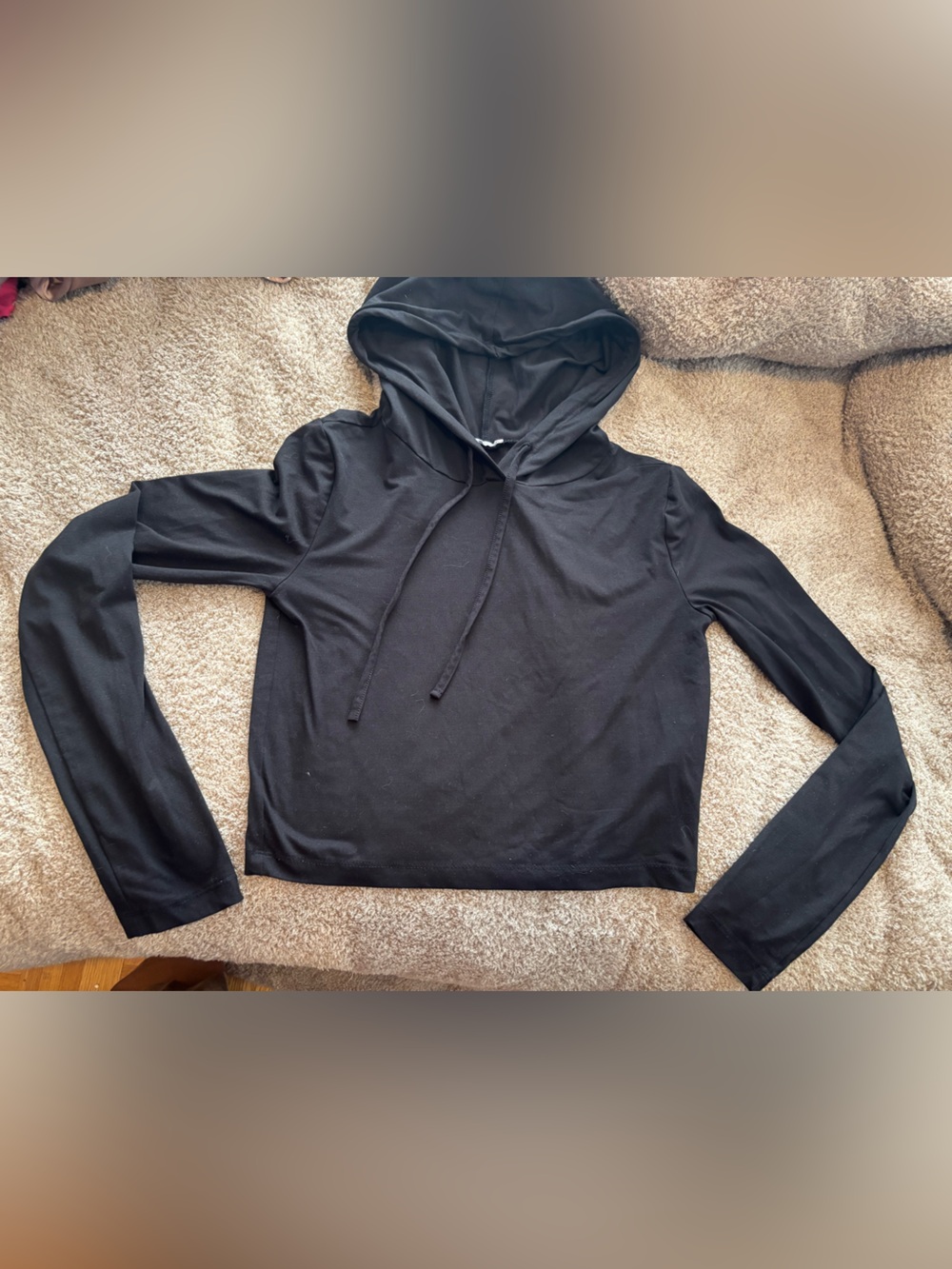 Black Women's Lightweight Hooded Crop Sweater
